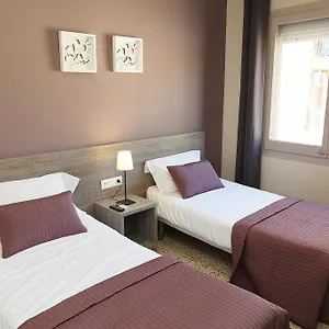 Gasthof Fonda Montserrat, Cambrils